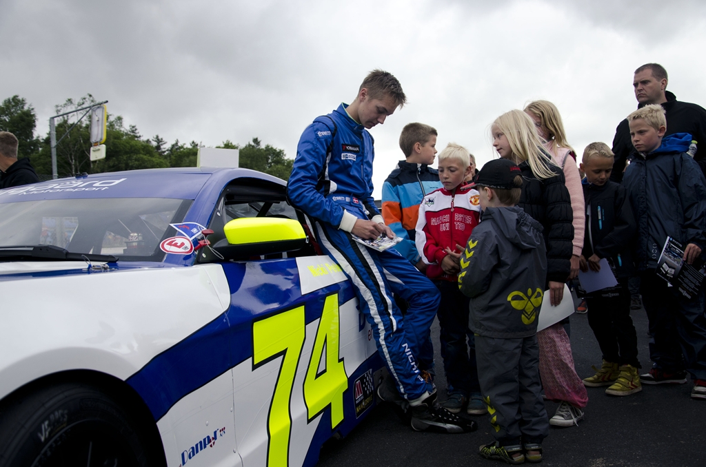 Nicki Petersen til Gridshow
(Foto: Denner Foto)